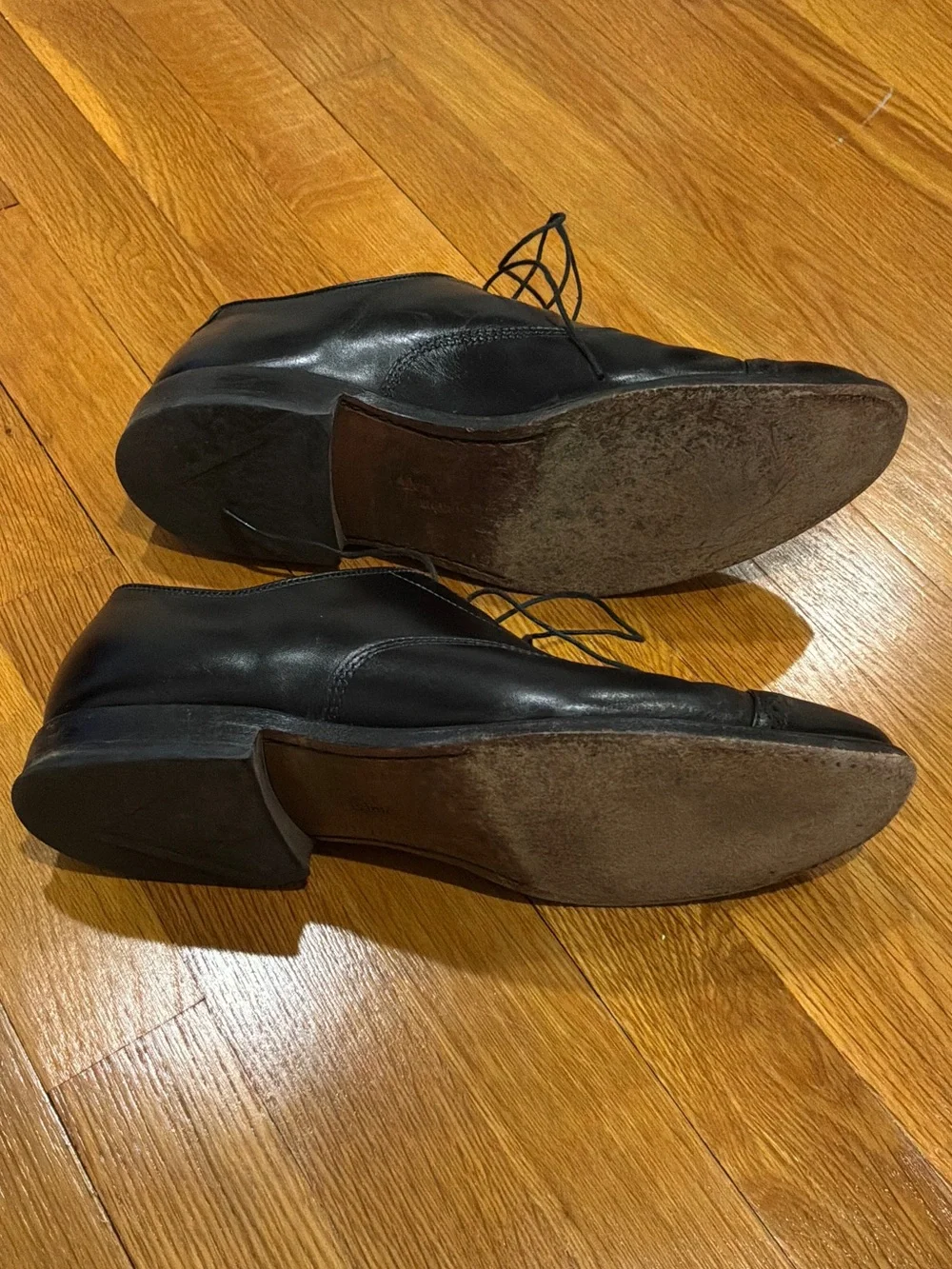 Allen Edmonds Fifth Avenue — Black Cap Toe Oxford (Size 9.5 E)
